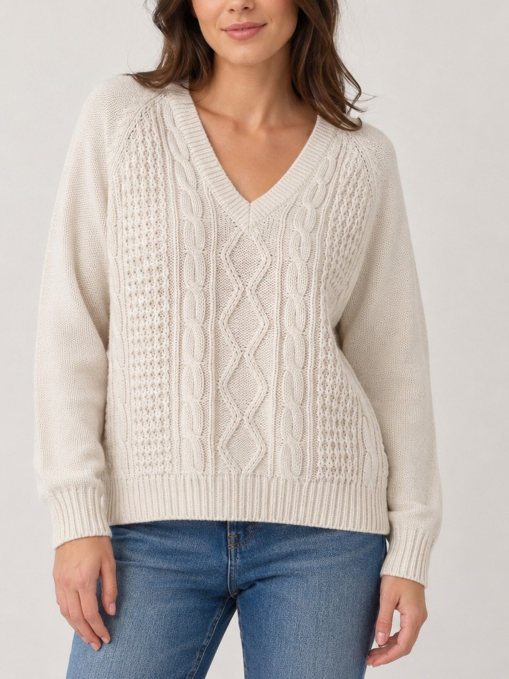 TomboyX Cream Cable Knit V-Neck Sweater Medium Cozy Chunky Knit